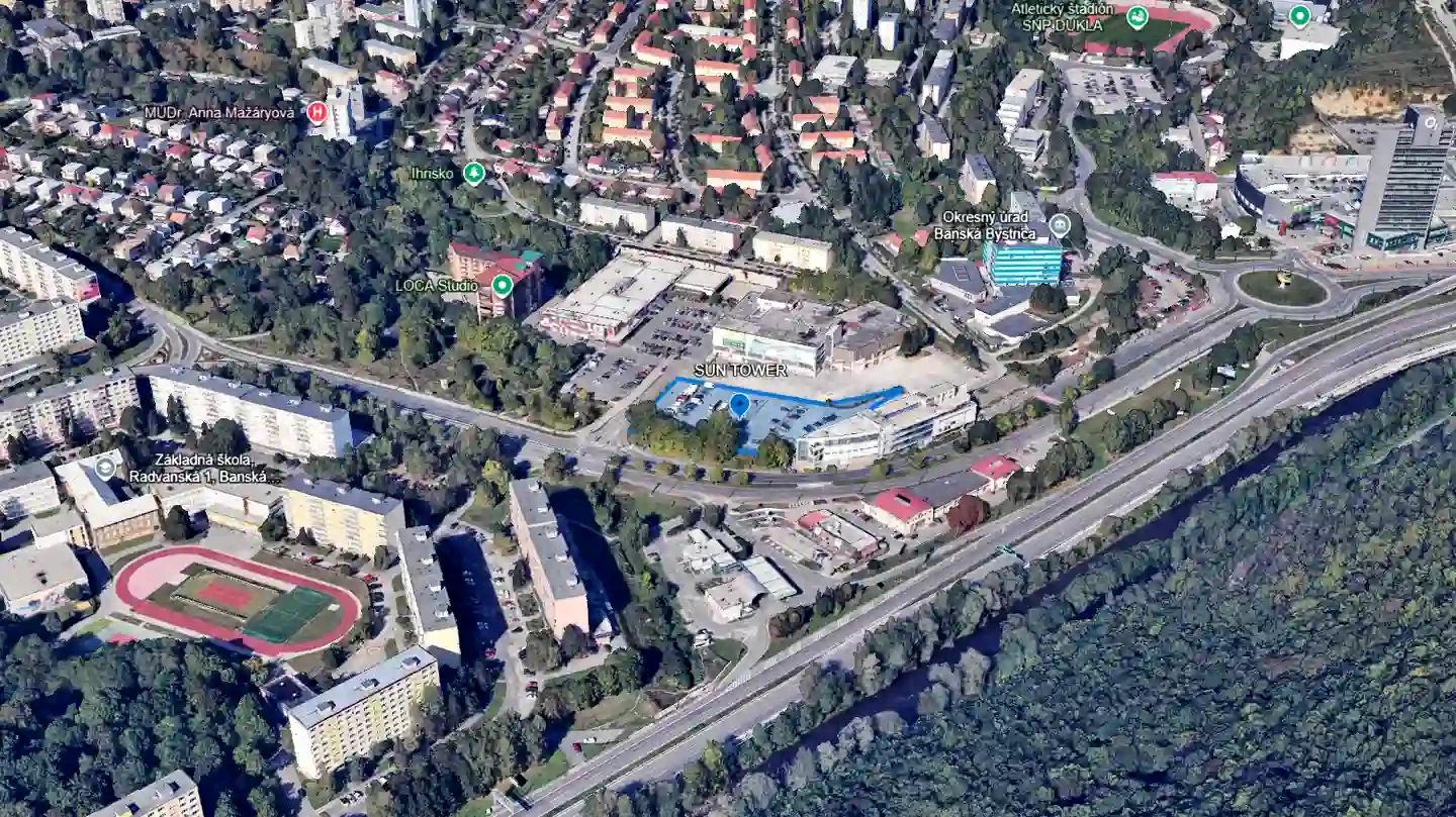 Letecký pohľad na lokalitu projektu SUN TOWER v banskobystrickej Radvani